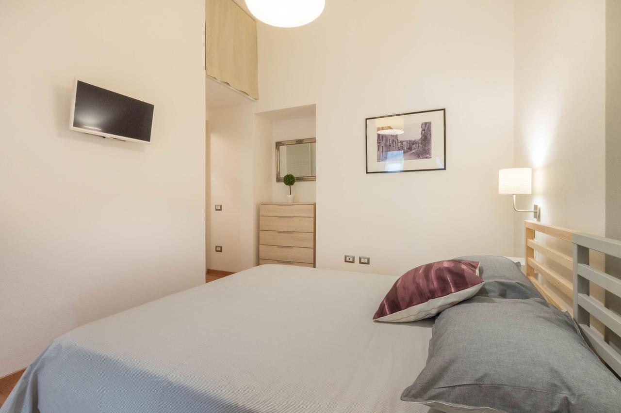 Helmi34 - Appartamento Dotato Di Tutti I Comfort Nel Centro Di Cagliari Eksteriør bilde